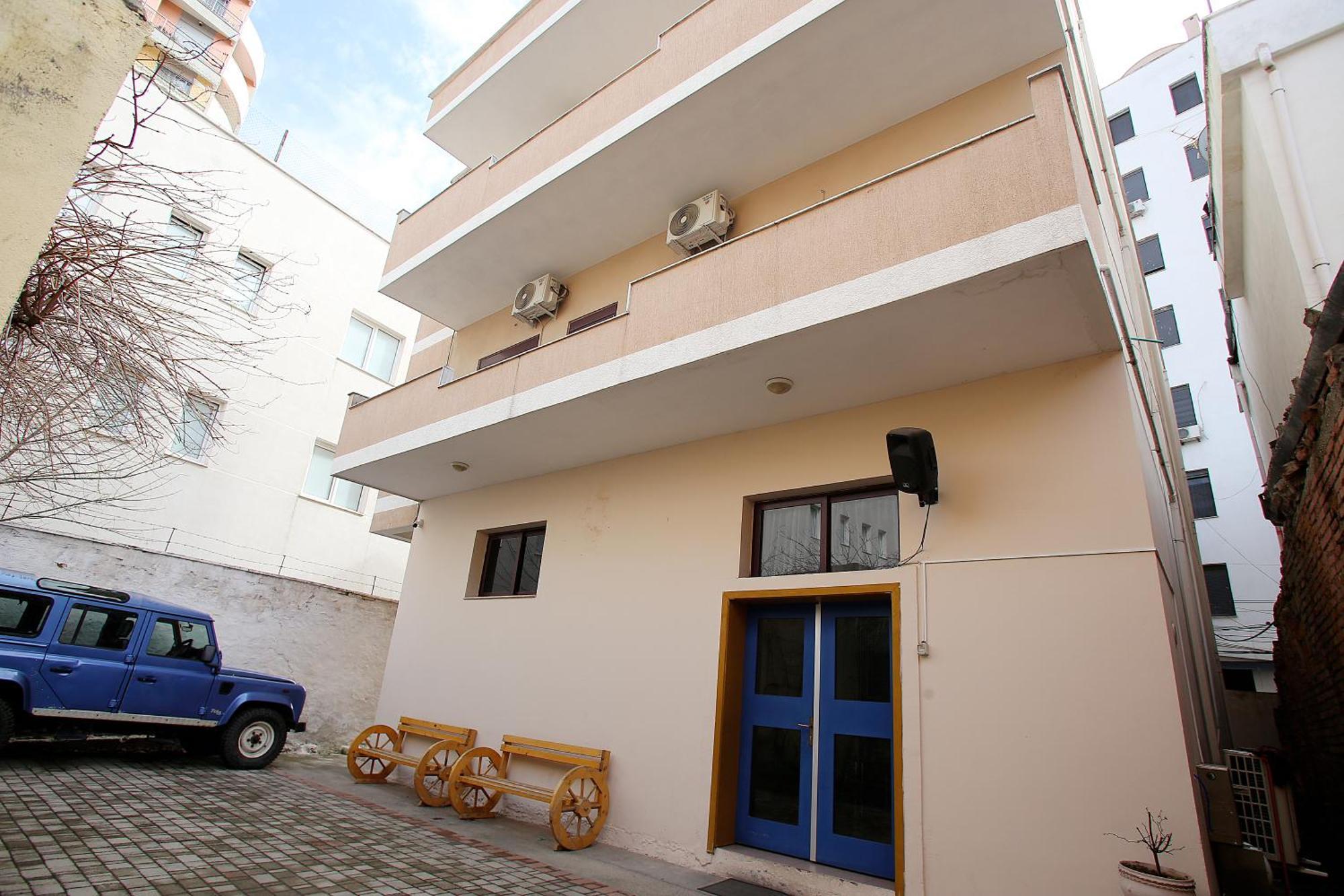 The Met Apartments Dıraç Dış mekan fotoğraf